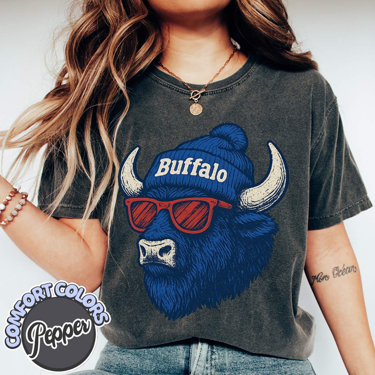 Unisex Buffalo football vintage t-shirt for men and women