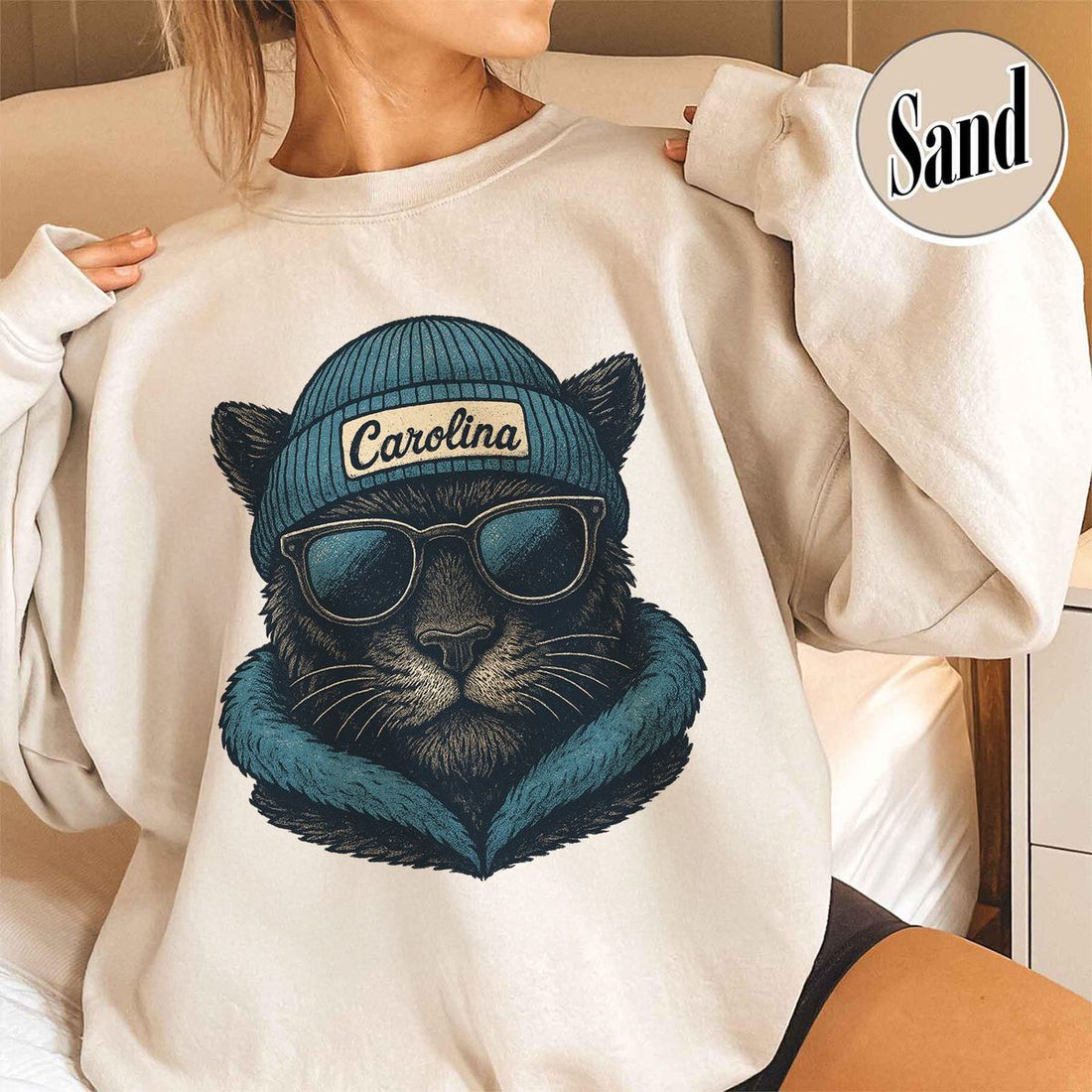 Unisex Carolina football vintage crewneck sweatshirt for men and women