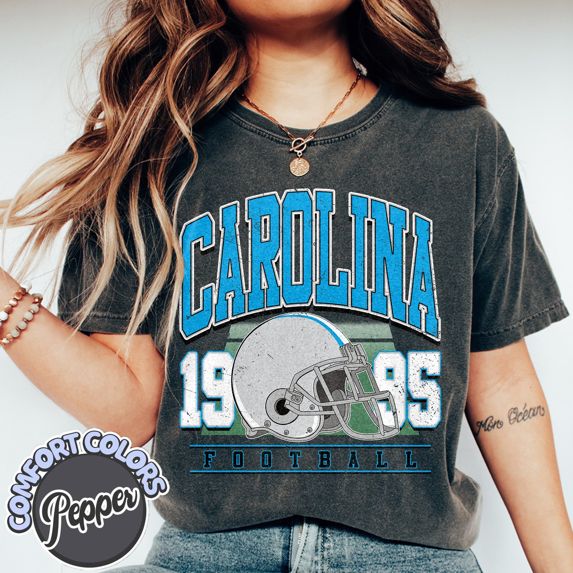 Unisex Carolina football vintage t-shirt for men and women