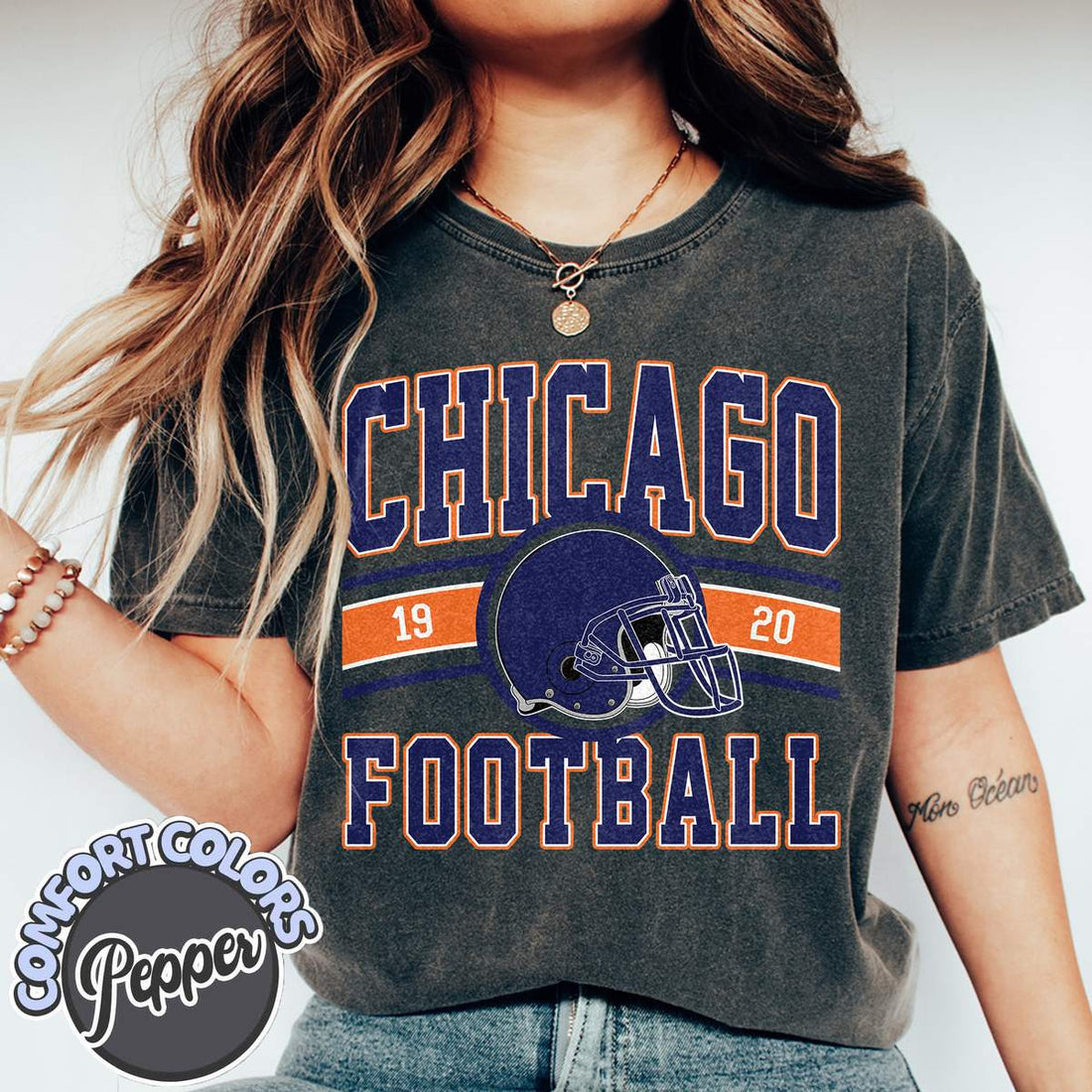 Unisex Chicago football vintage t-shirt for men and women
