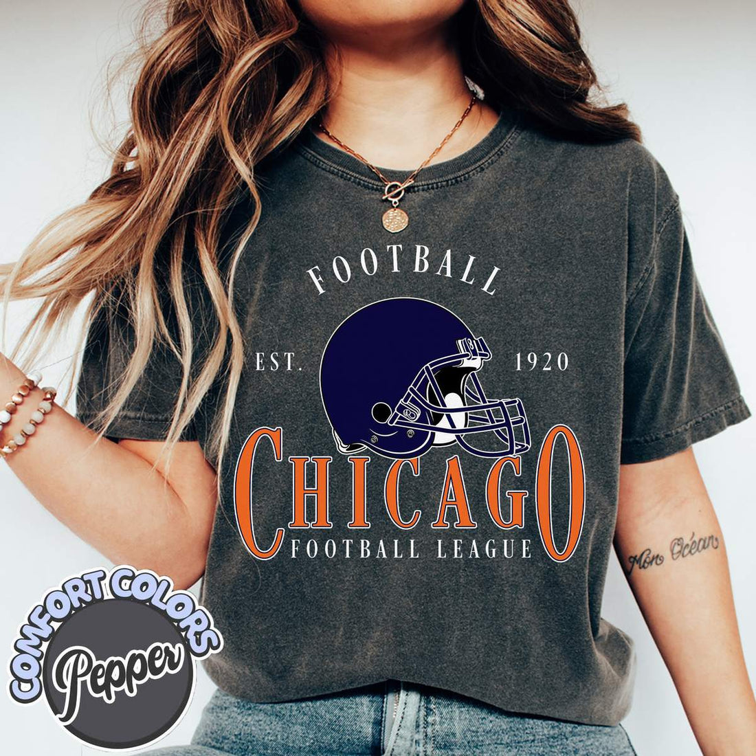 Unisex Chicago football vintage t-shirt for men and women