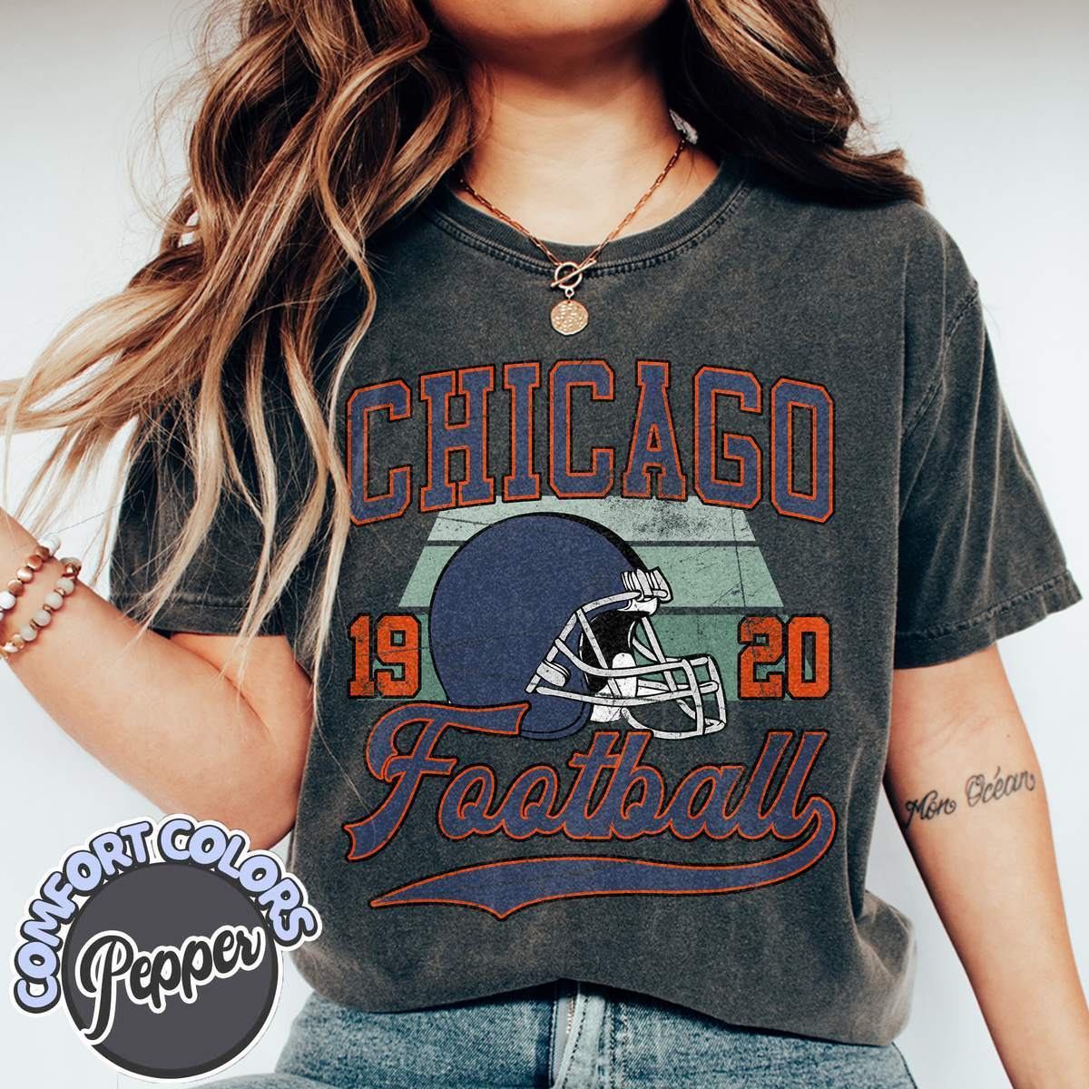 Unisex Chicago football vintage t-shirt for men and women