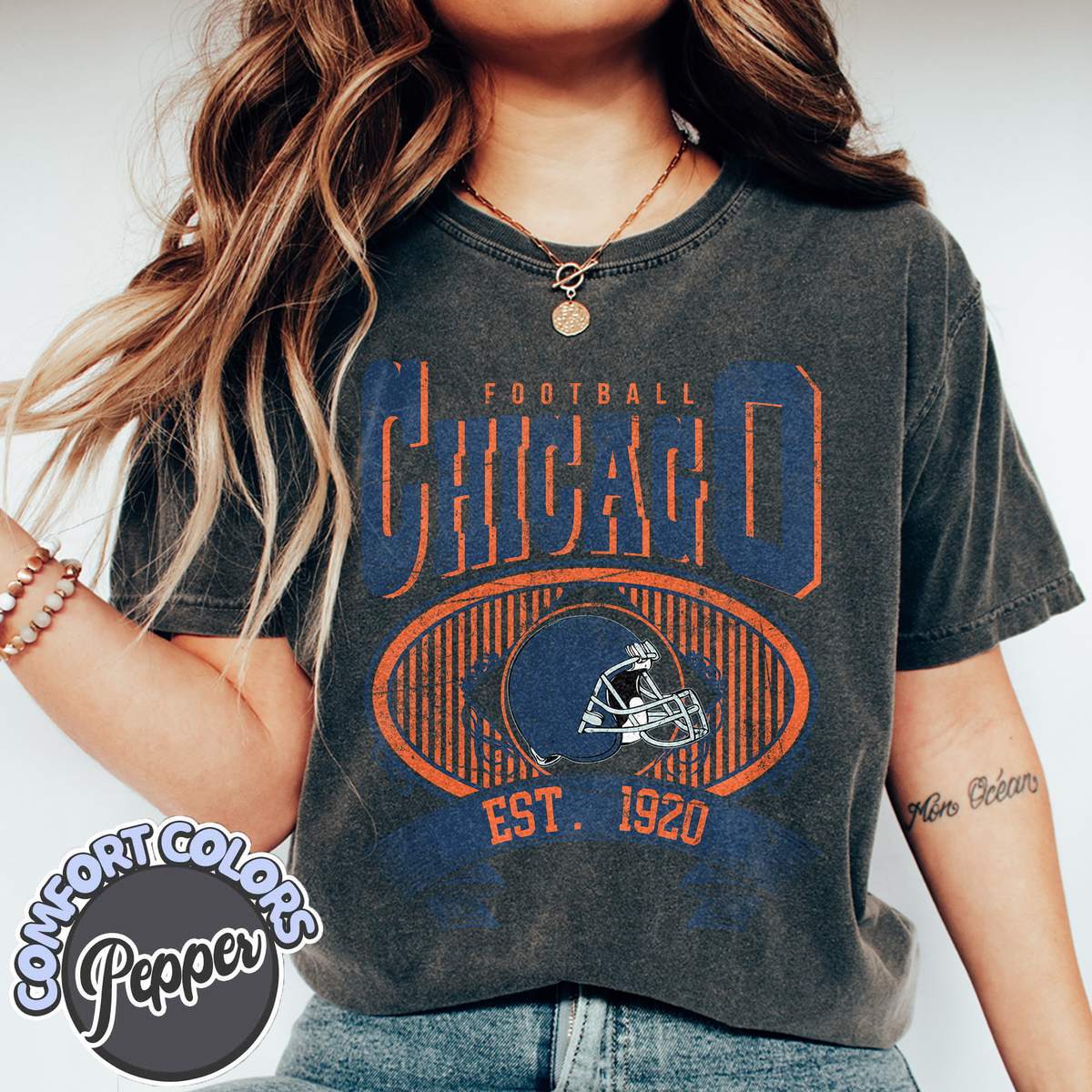 Unisex Chicago football vintage t-shirt for men and women