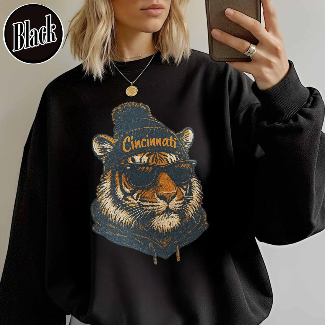 Unisex Cincinnati football vintage crewneck sweatshirt for men and women