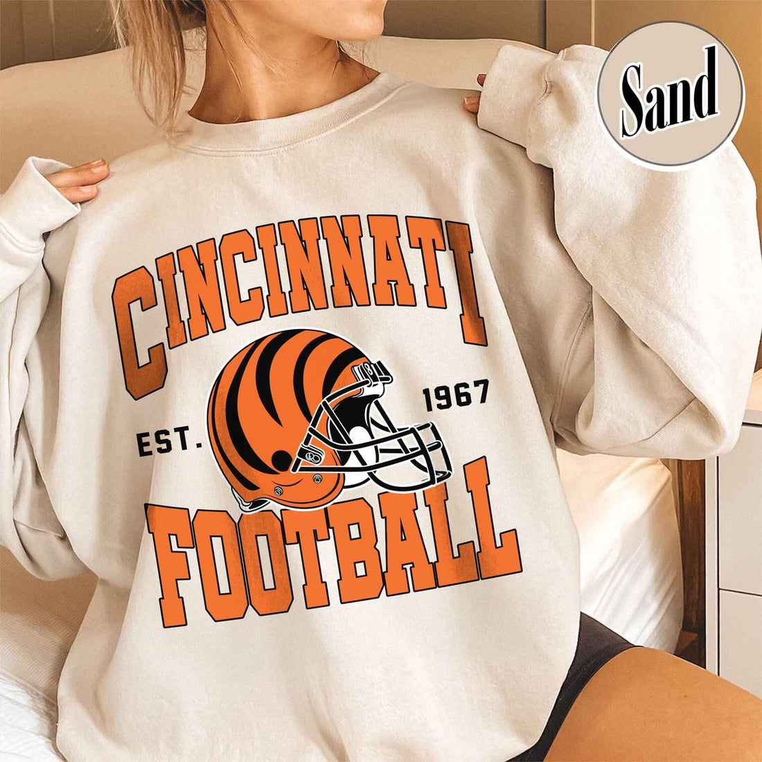 Unisex Cincinnati football vintage crewneck sweatshirt for men and women