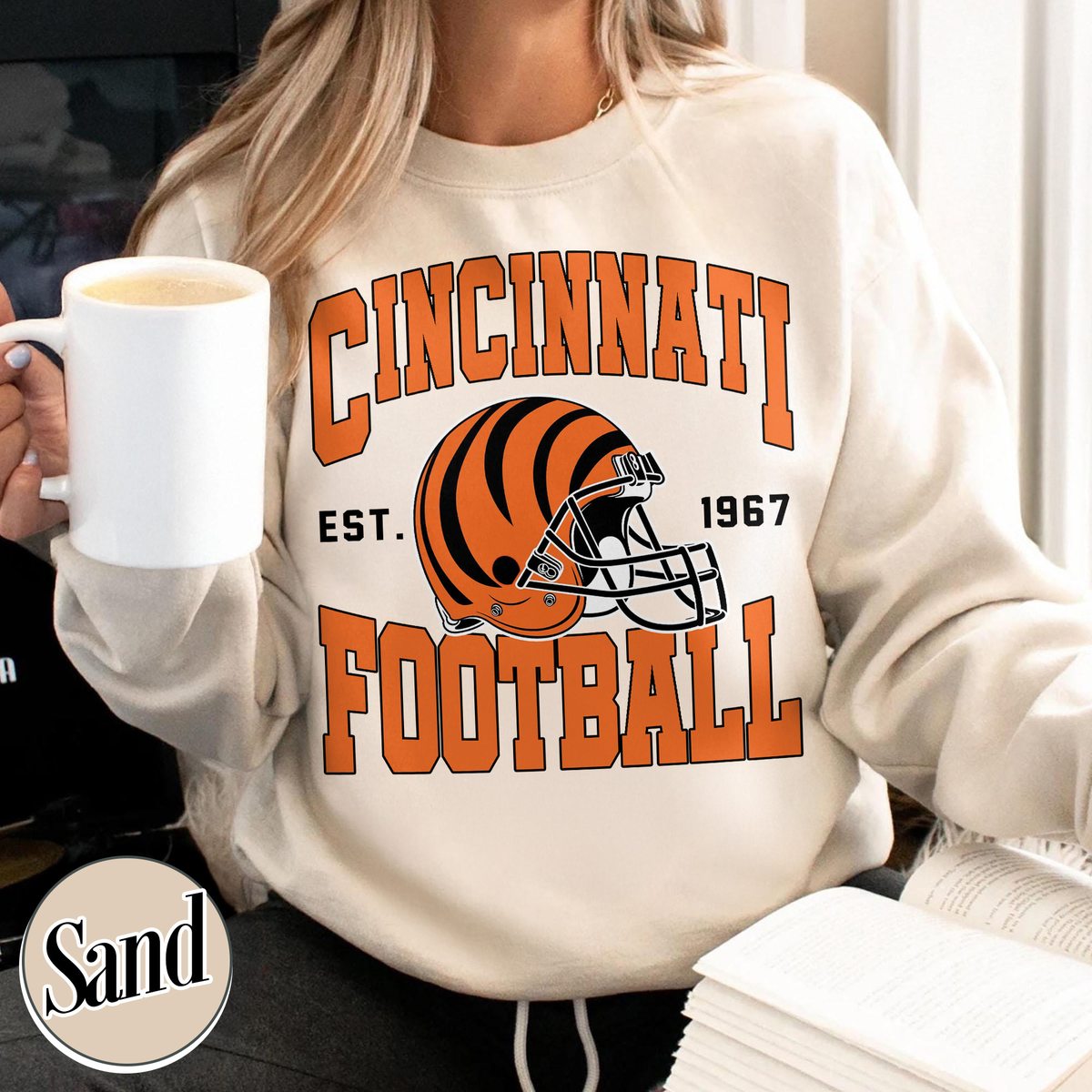 Unisex Cincinnati football vintage crewneck sweatshirt for men and women
