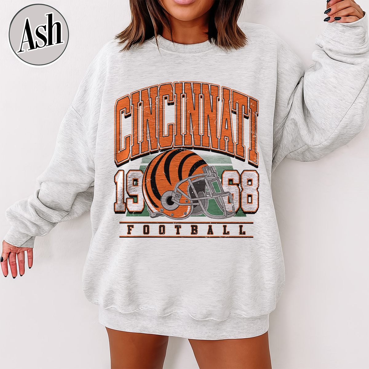 Unisex Cincinnati football vintage crewneck sweatshirt for men and women