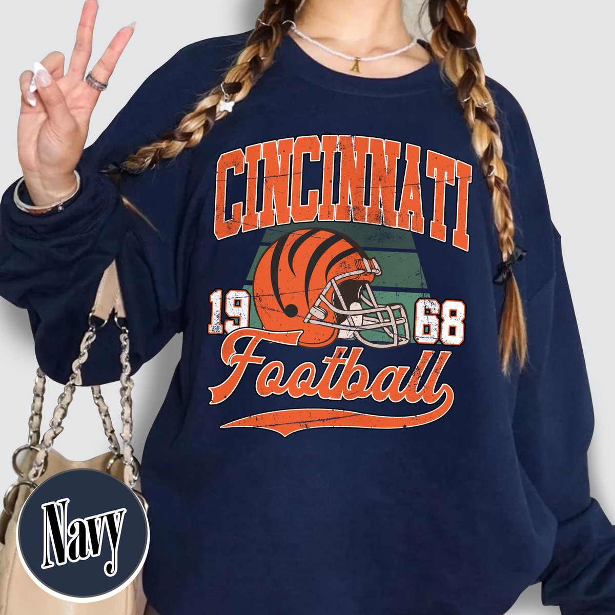 Unisex Cincinnati football vintage crewneck sweatshirt for men and women