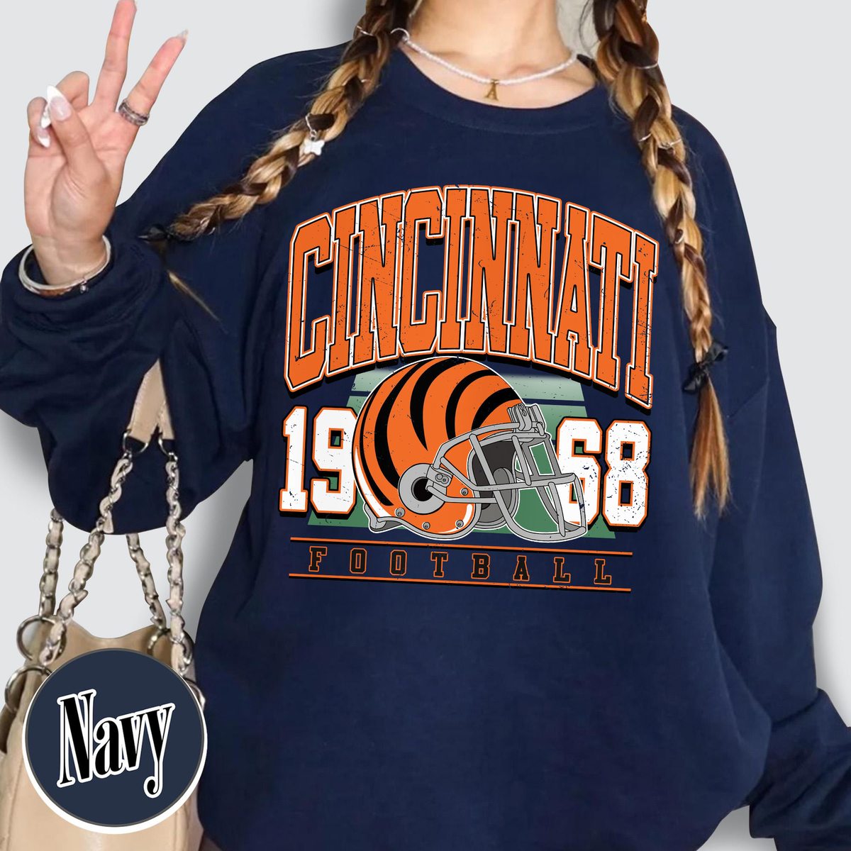 Unisex Cincinnati football vintage crewneck sweatshirt for men and women