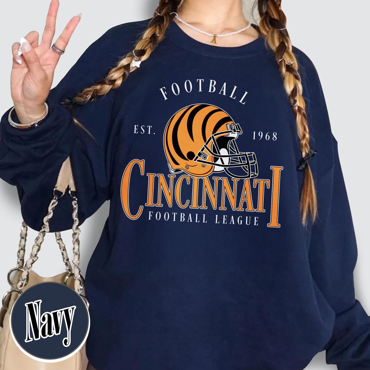 Unisex Cincinnati football vintage crewneck sweatshirt for men and women