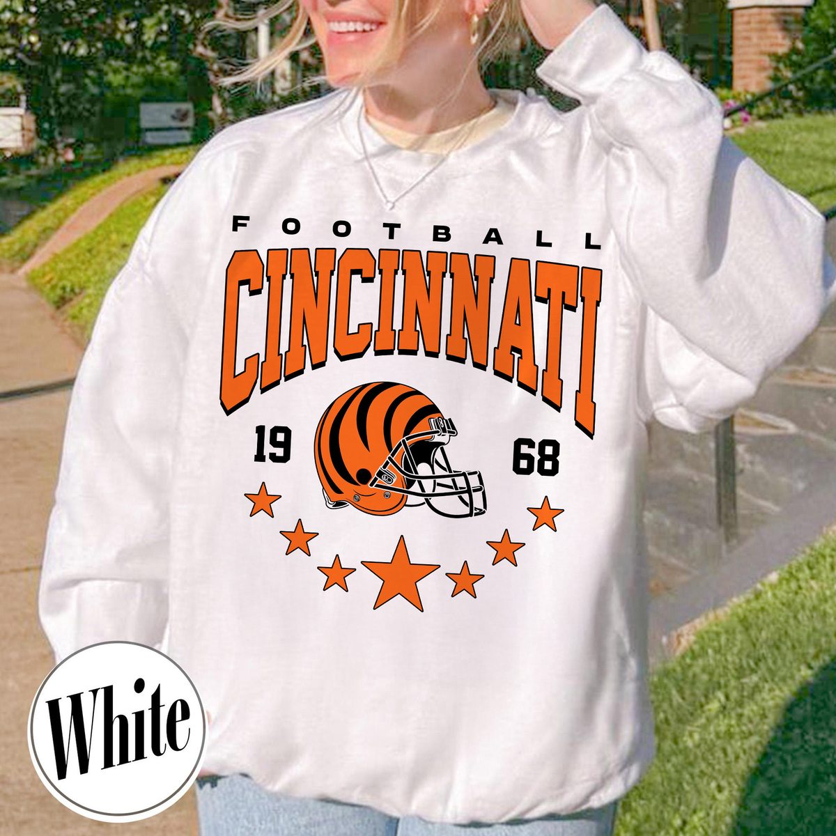 Unisex Cincinnati football vintage crewneck sweatshirt for men and women