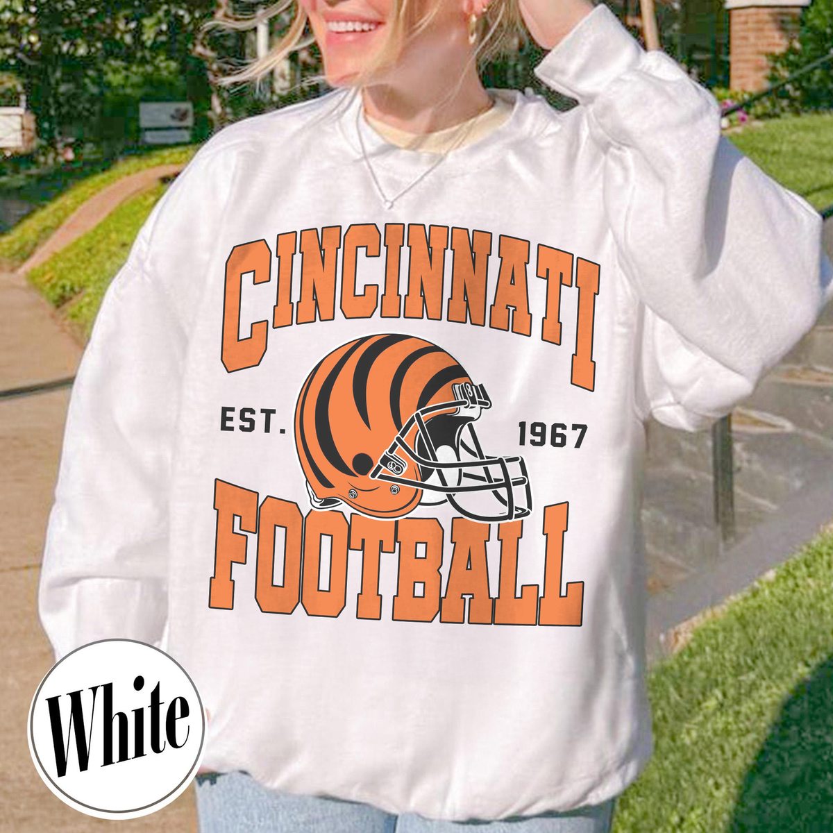 Unisex Cincinnati football vintage crewneck sweatshirt for men and women