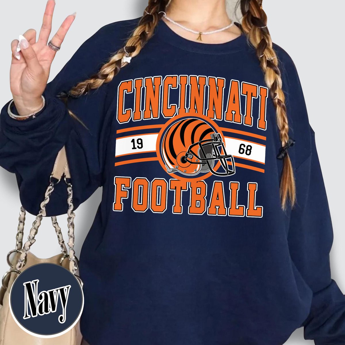 Unisex Cincinnati football vintage crewneck sweatshirt for men and women