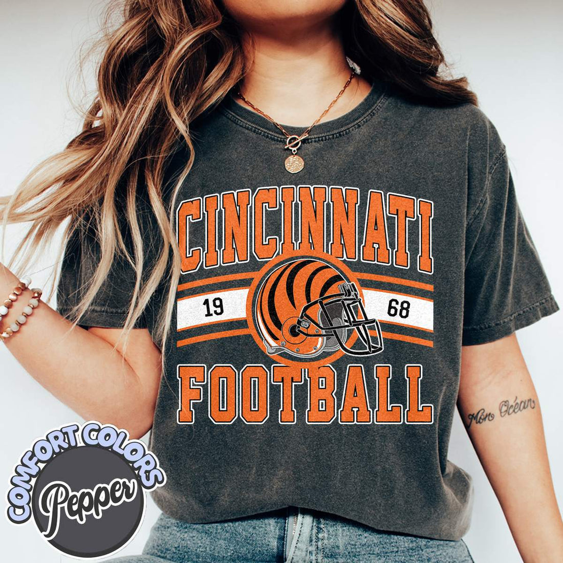 Unisex Cincinnati football vintage t-shirt for men and women