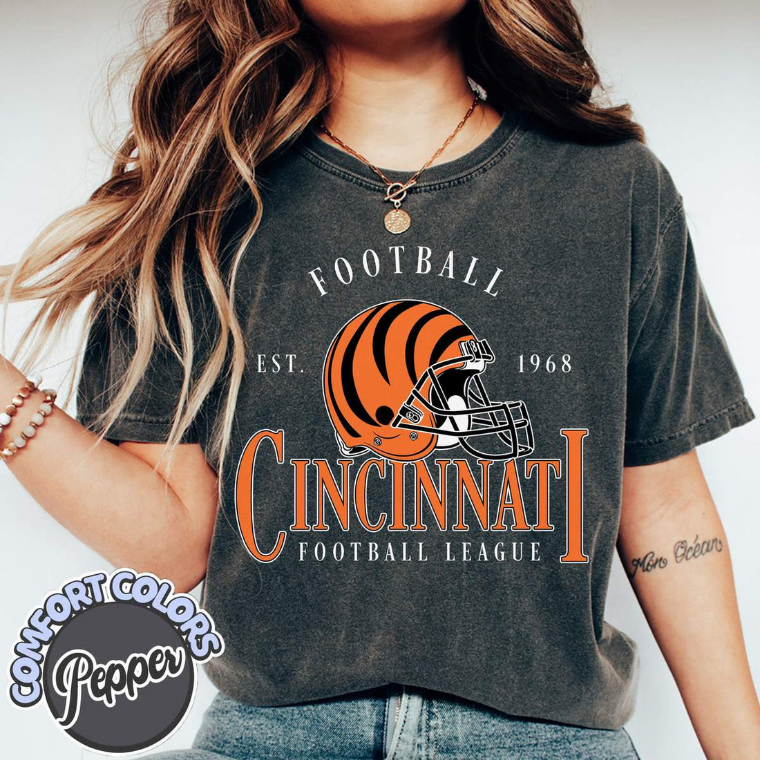 Unisex Cincinnati football vintage t-shirt for men and women