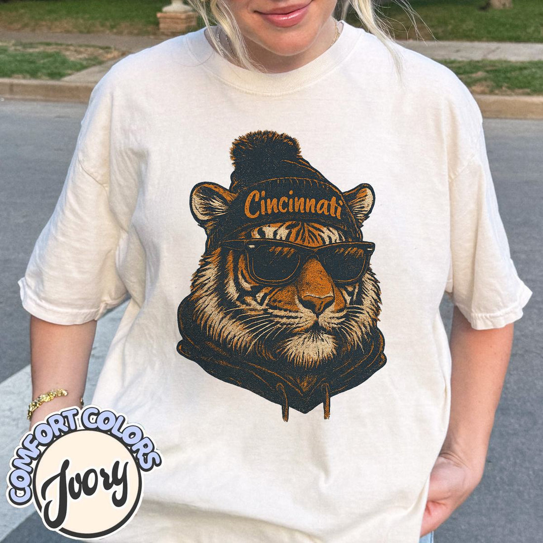 Unisex Cincinnati football vintage t-shirt for men and women