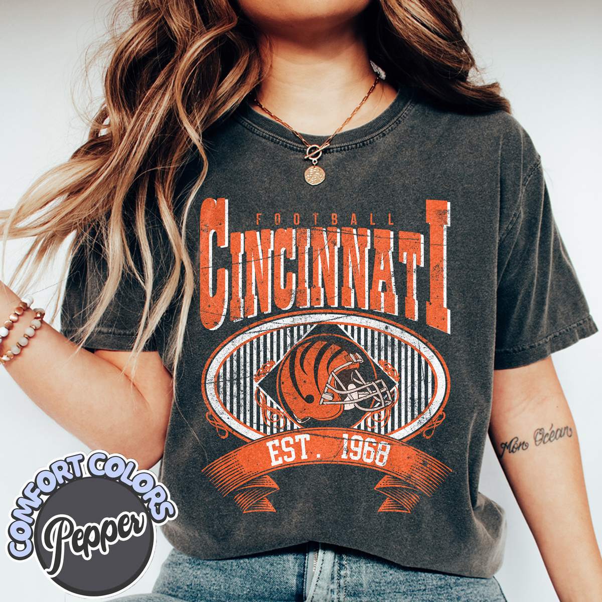 Unisex Cincinnati football vintage t-shirt for men and women