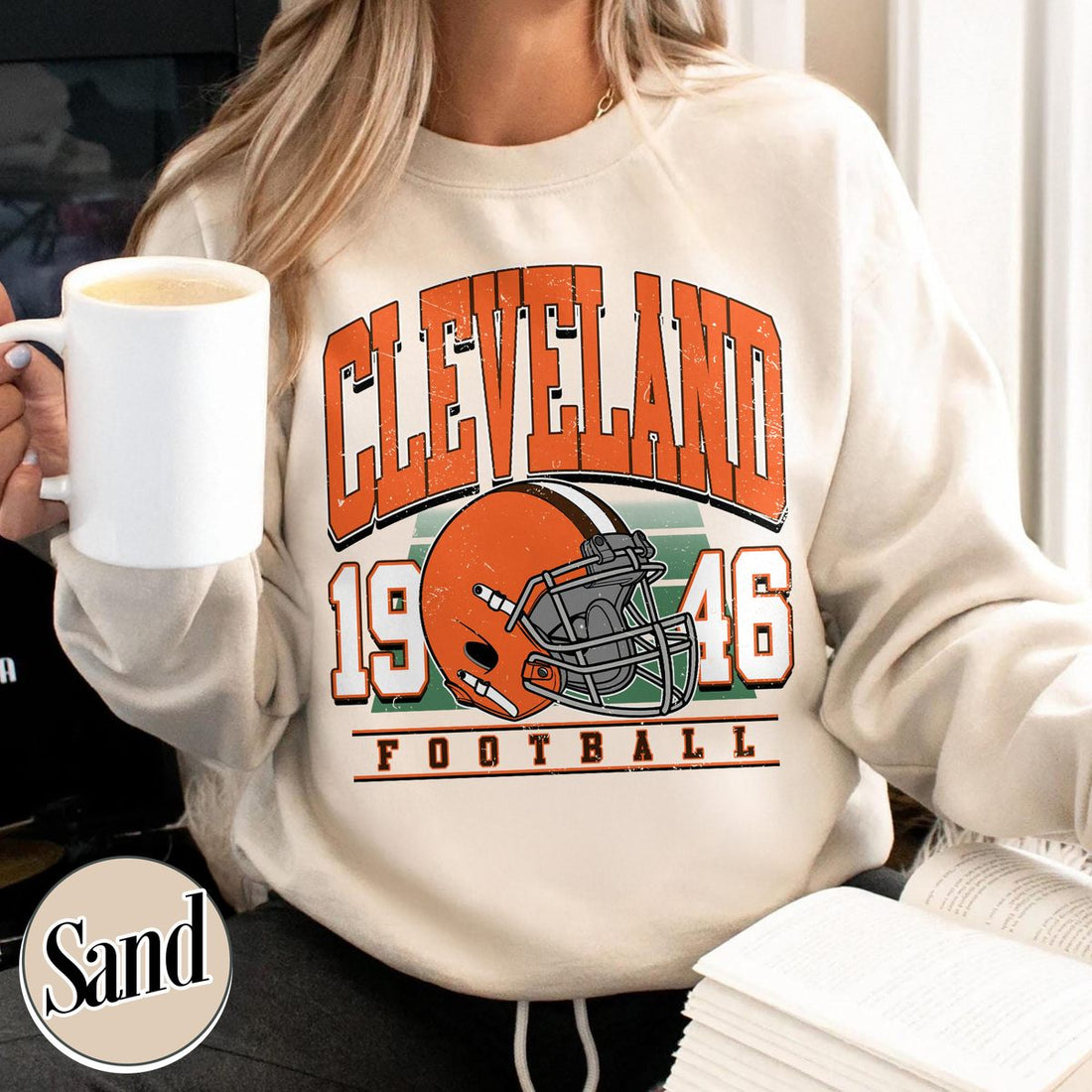 Unisex Cleveland football vintage crewneck sweatshirt for men and women