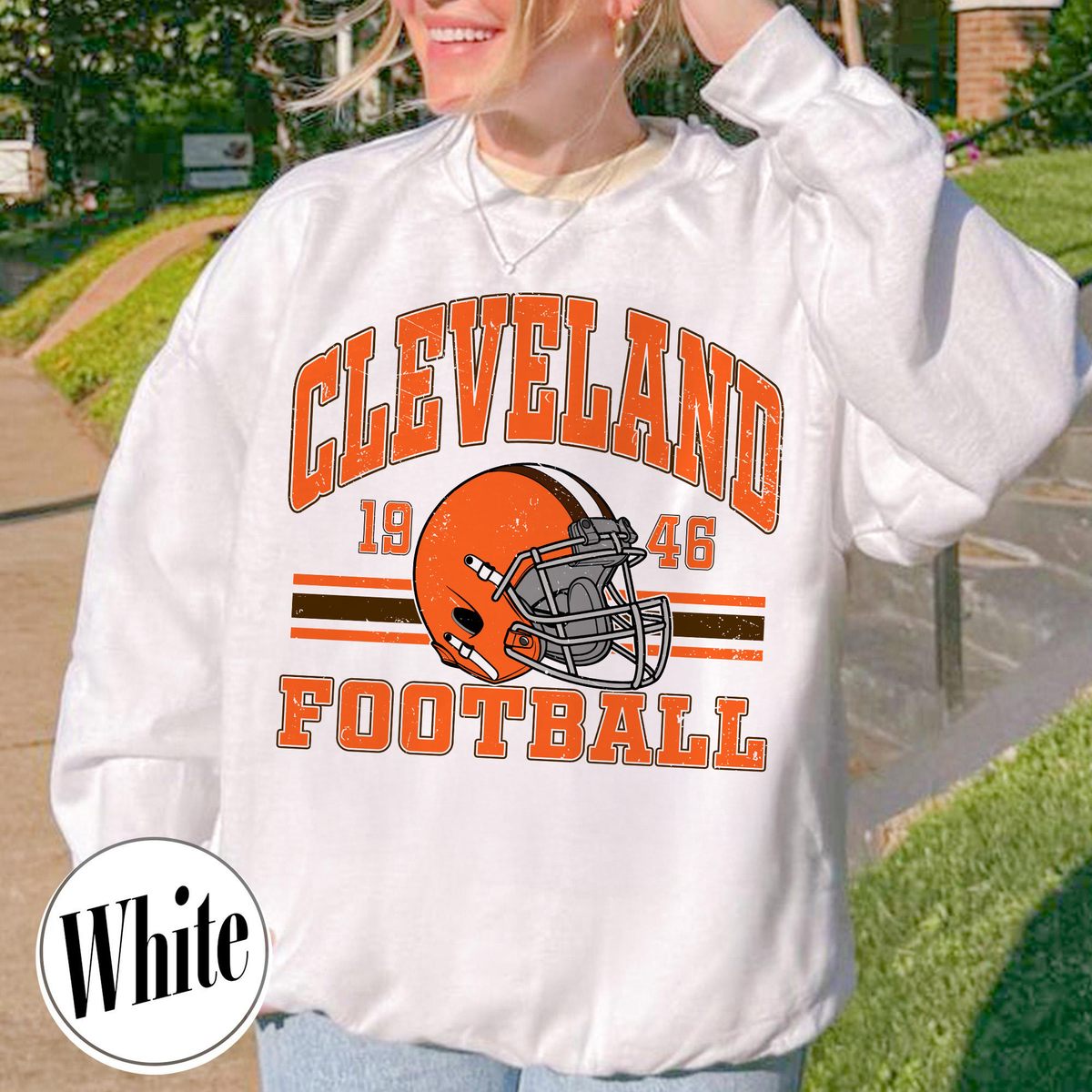 Unisex Cleveland football vintage crewneck sweatshirt for men and women