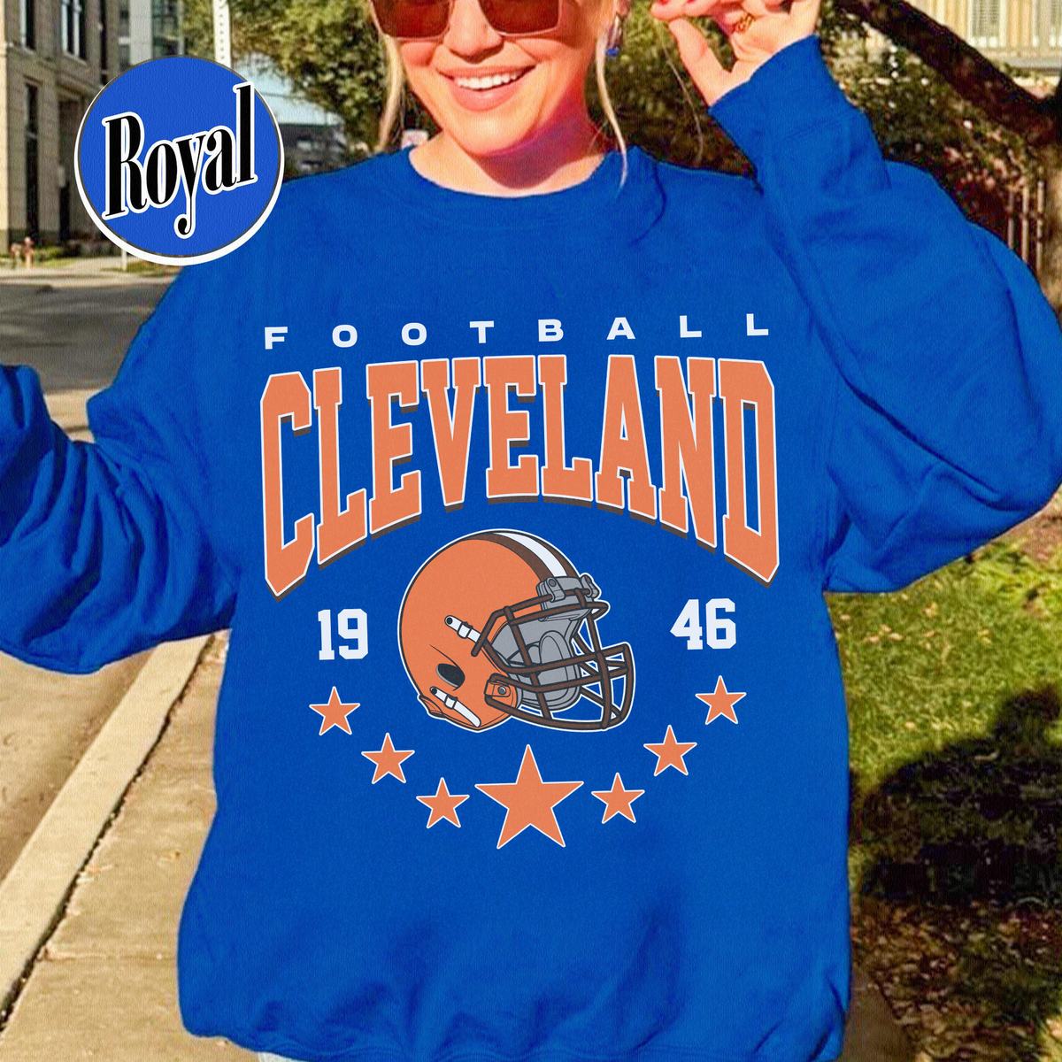 Unisex Cleveland football vintage crewneck sweatshirt for men and women