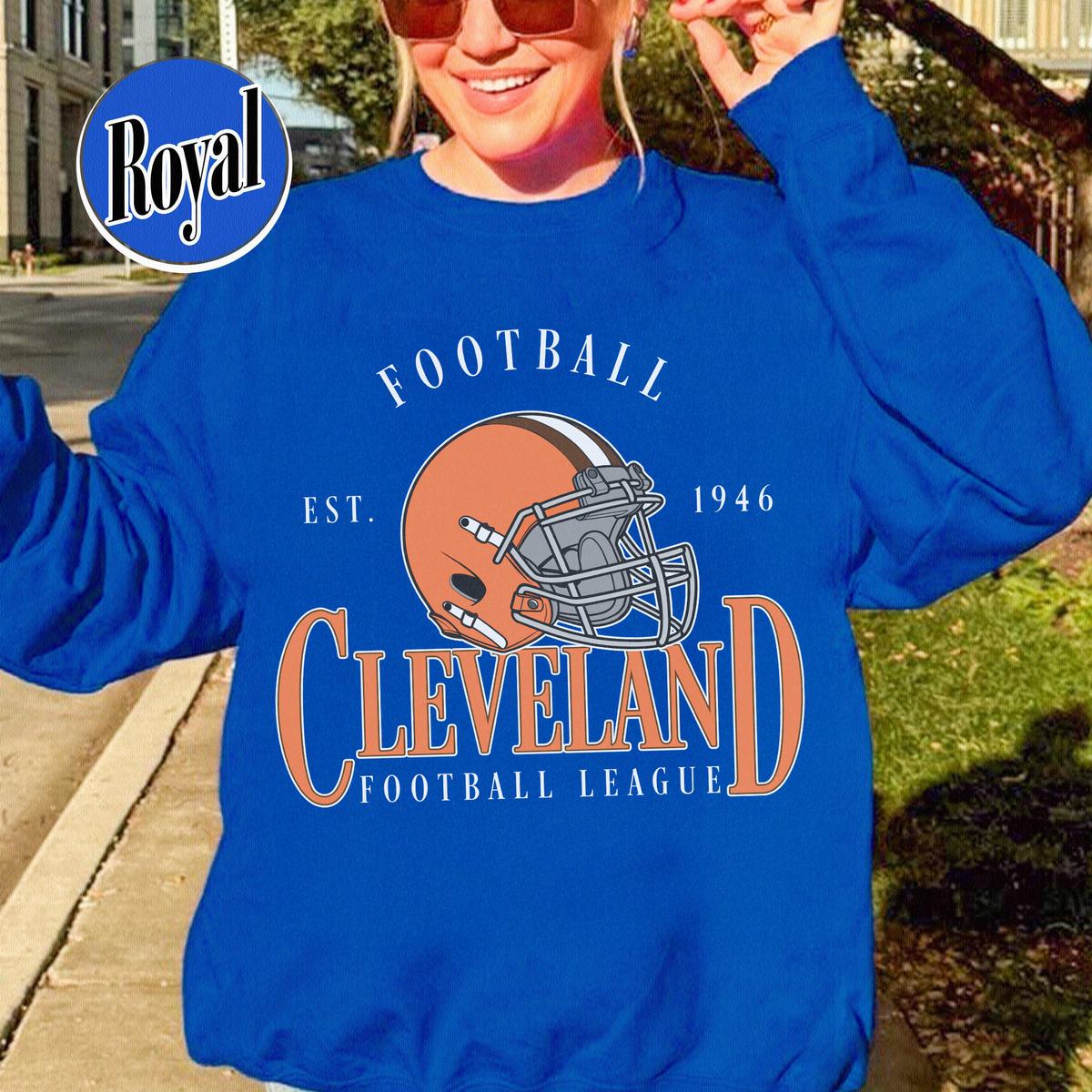 Unisex Cleveland football vintage crewneck sweatshirt for men and women