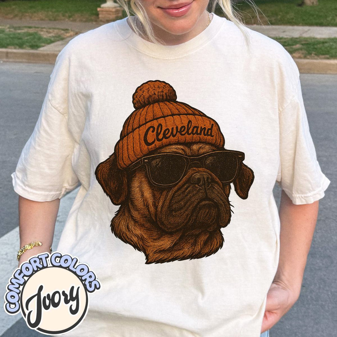 Unisex Cleveland football vintage t-shirt for men and women