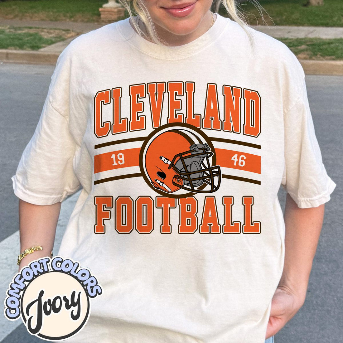 Unisex Cleveland football vintage t-shirt for men and women