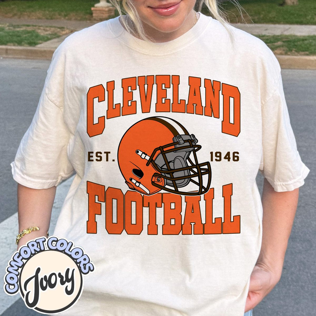 Unisex Cleveland football vintage t-shirt for men and women