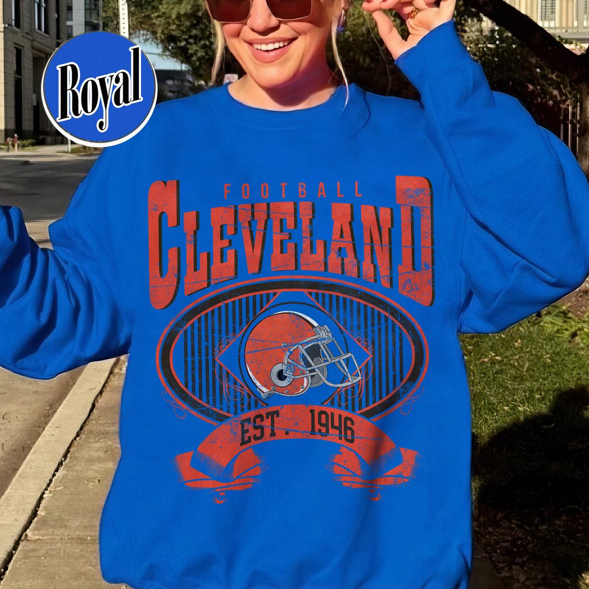 Unisex Cleveland football vintage crewneck sweatshirt for men and women
