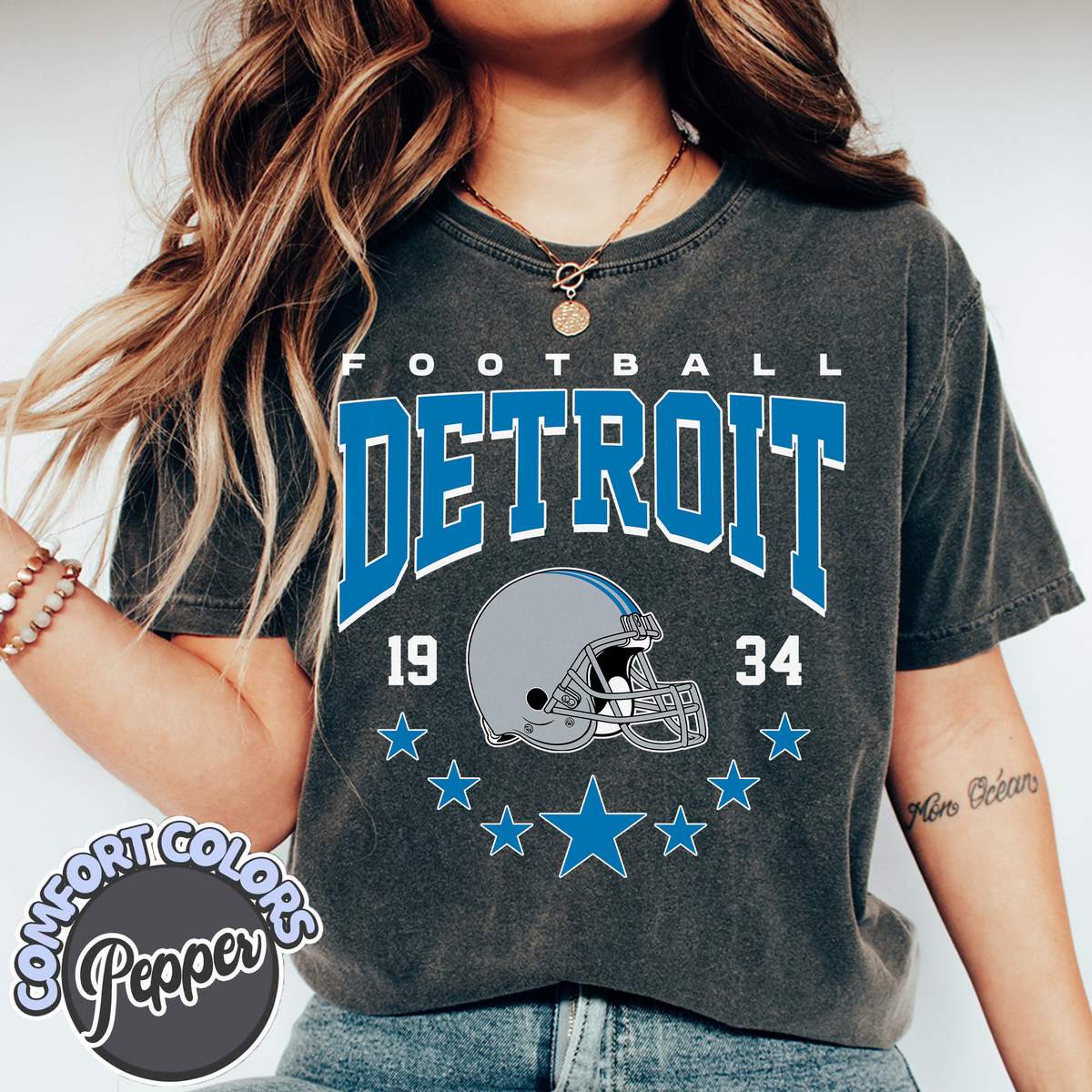 Unisex Detroit football vintage t-shirt for men and women