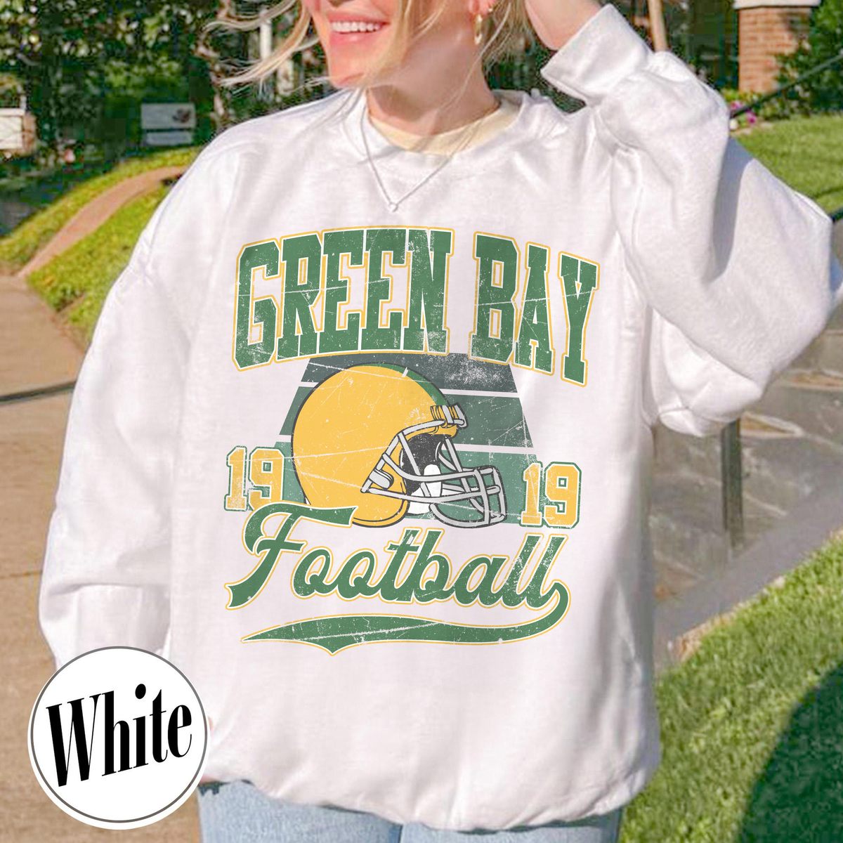 Unisex Green Bay football vintage crewneck sweatshirt for men and women