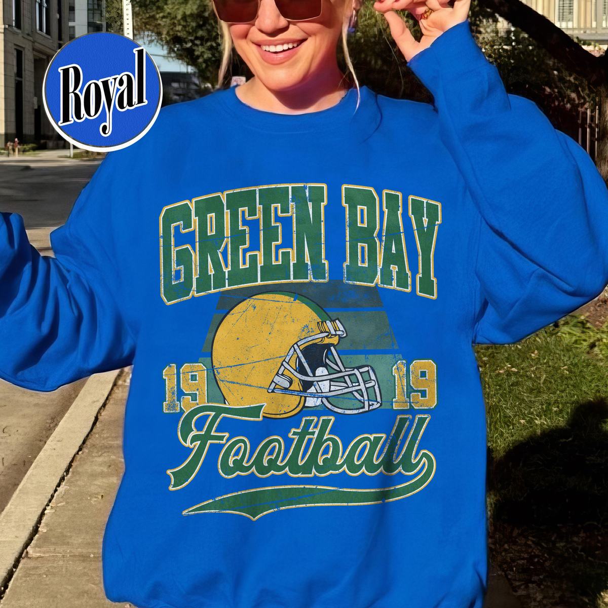 Unisex Green Bay football vintage crewneck sweatshirt for men and women