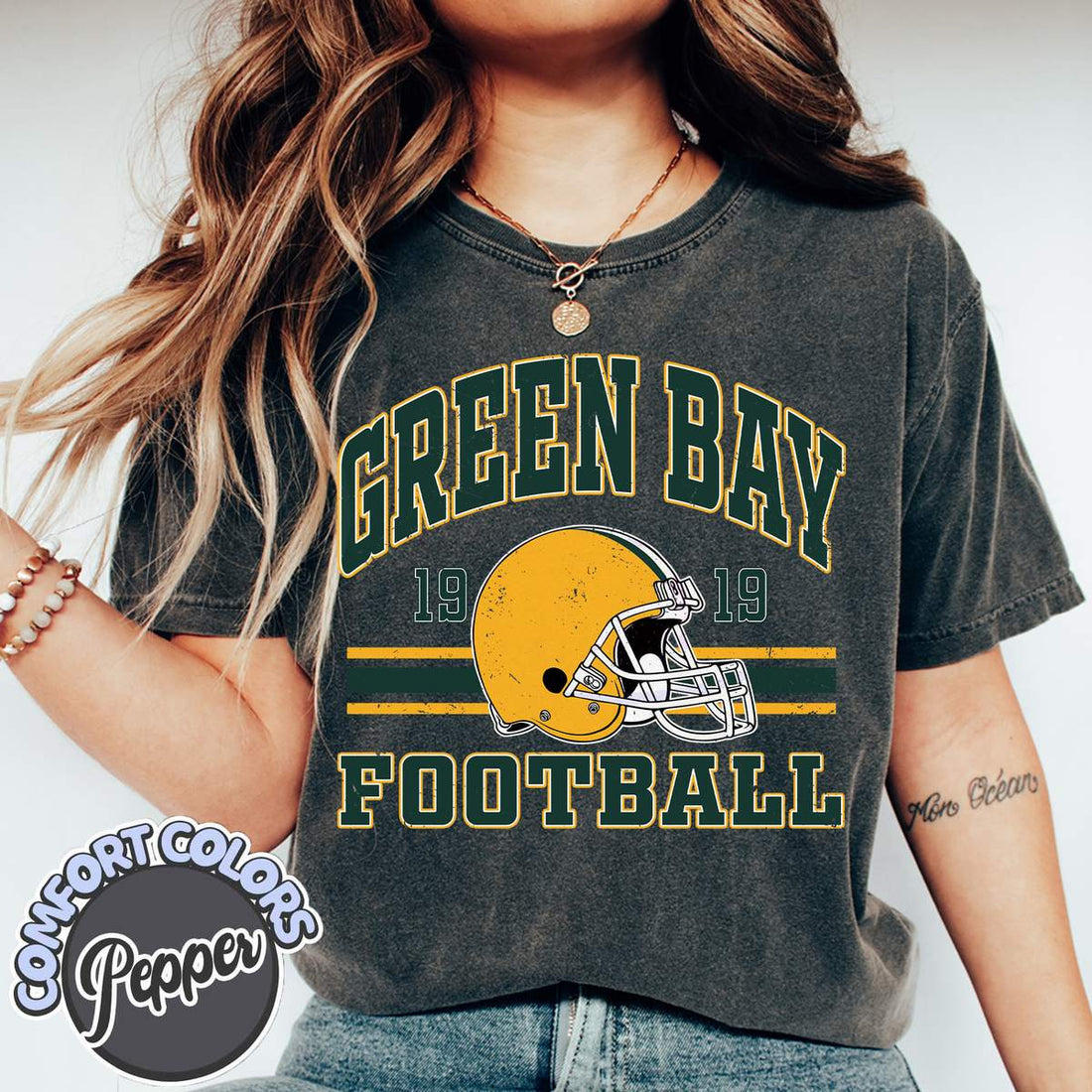 Unisex Green Bay football vintage t-shirt for men and women