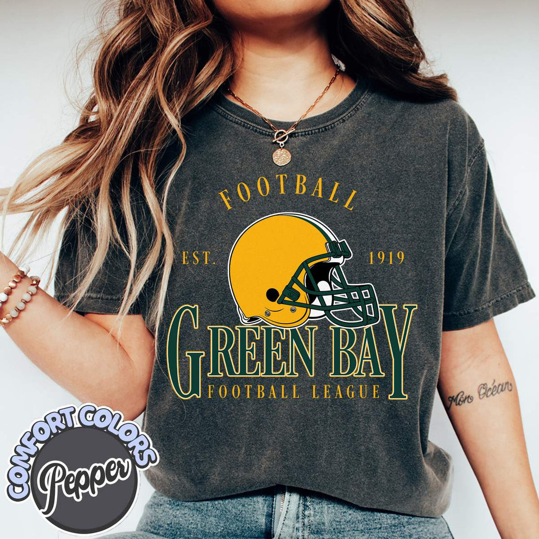 Unisex Green Bay football vintage t-shirt for men and women