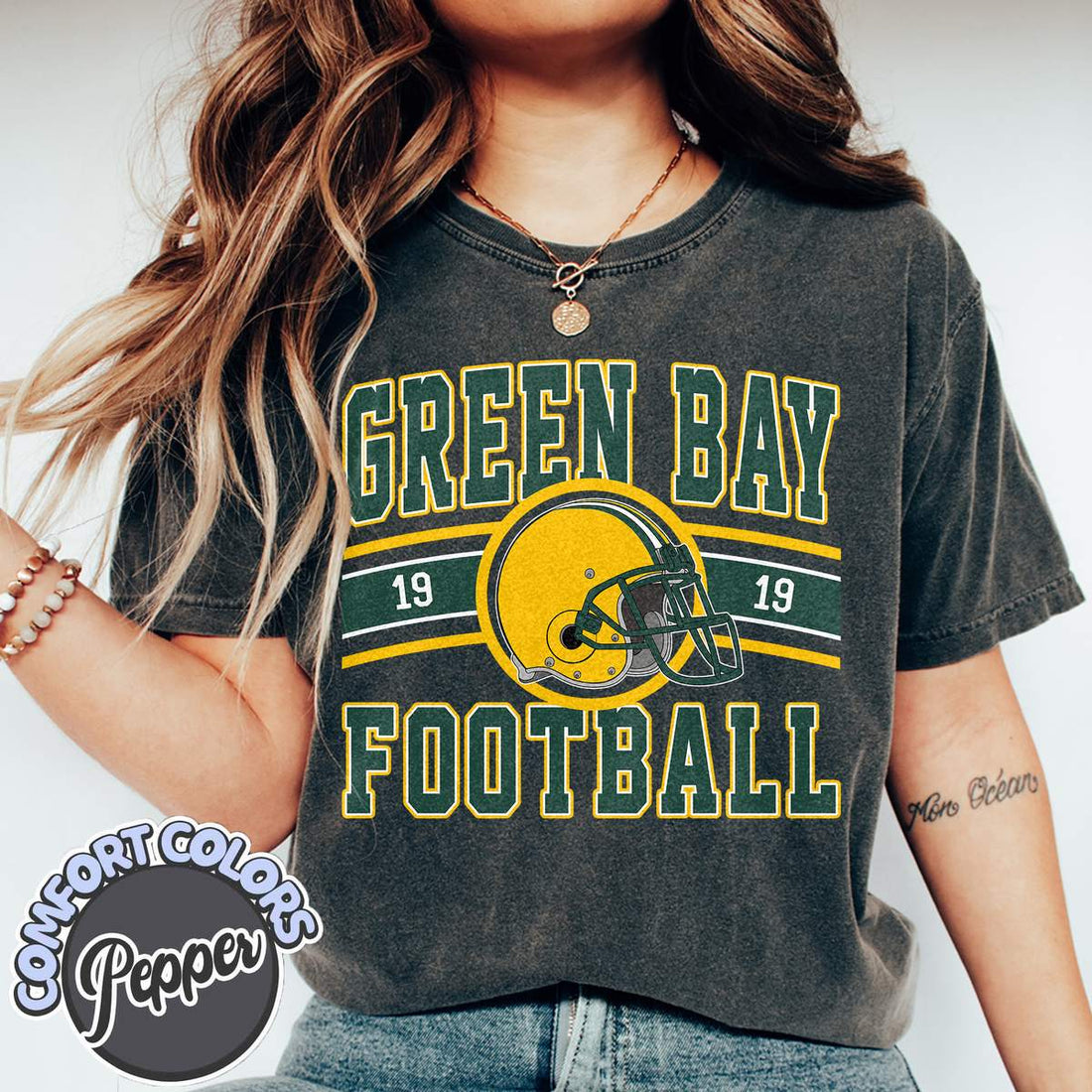 Unisex Green Bay football vintage t-shirt for men and women