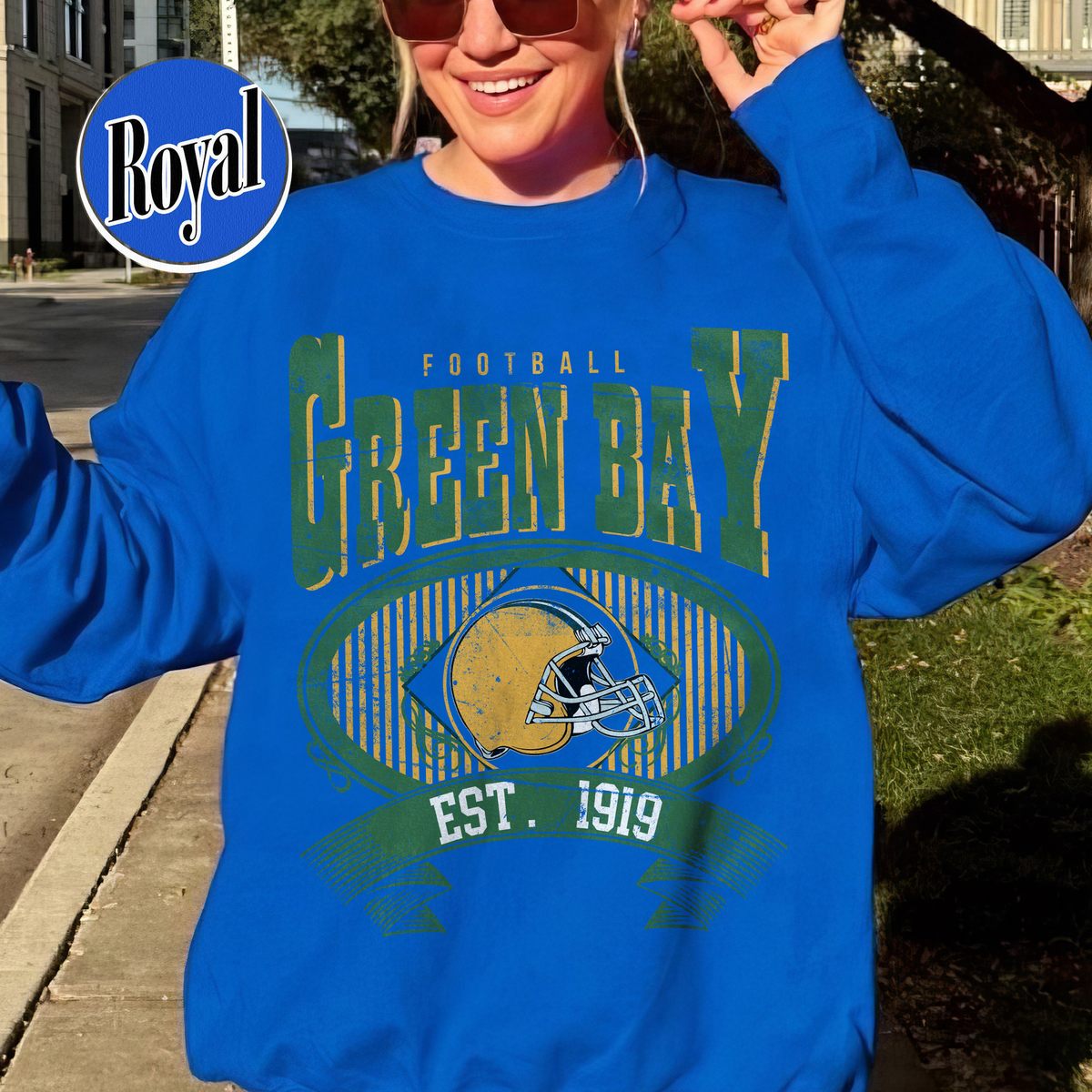 Unisex Green Bay football vintage crewneck sweatshirt for men and women