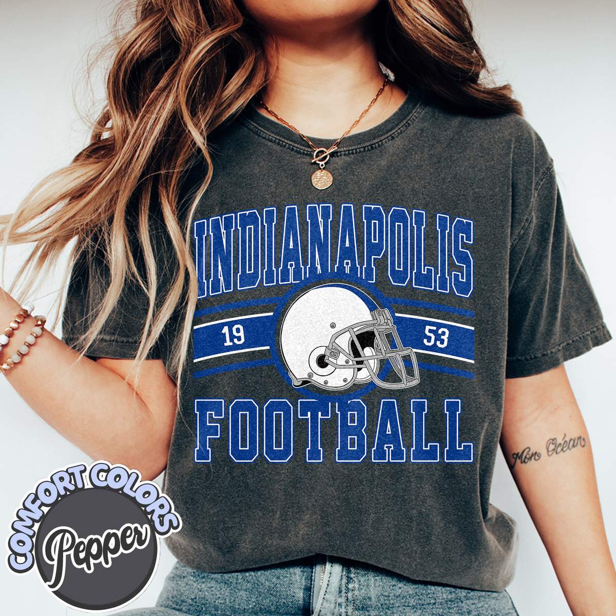 Unisex Indianapolis football vintage t-shirt for men and women