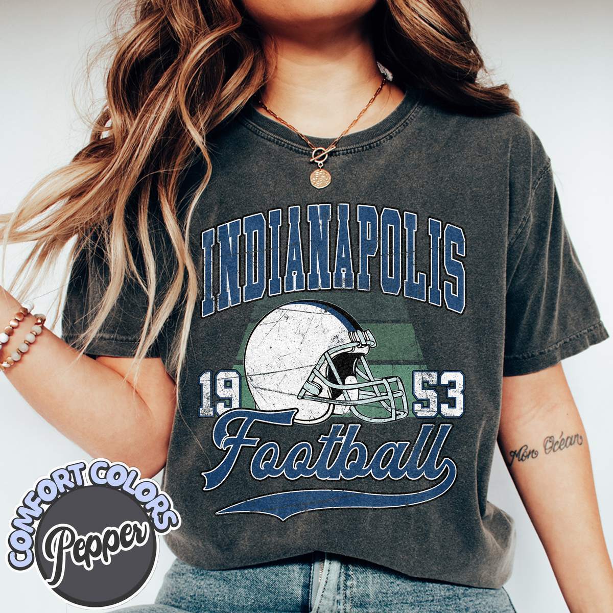 Unisex Indianapolis football vintage t-shirt for men and women