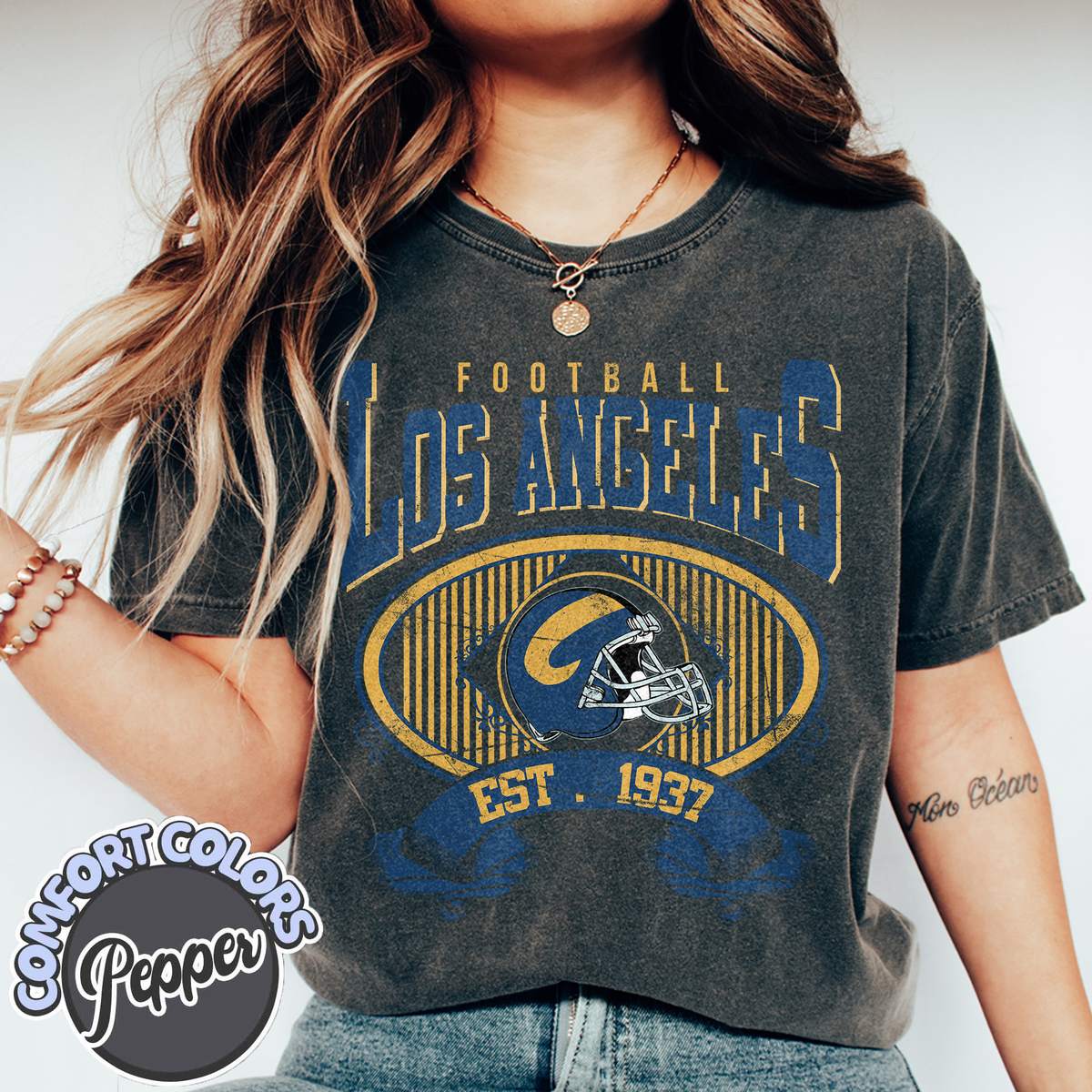 Unisex Los Angeles football vintage t-shirt for men and women