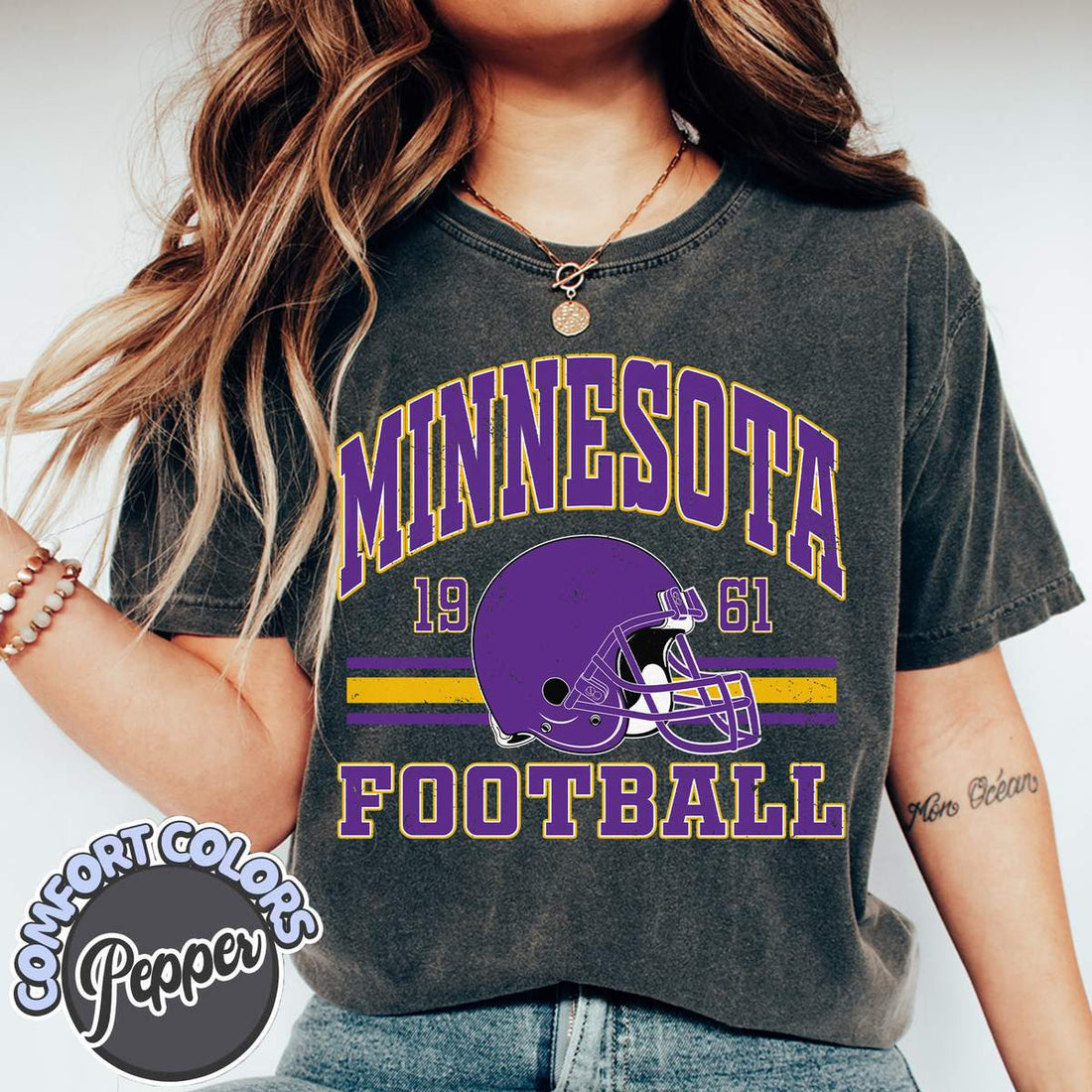 Unisex Minnesota football vintage t-shirt for men and women