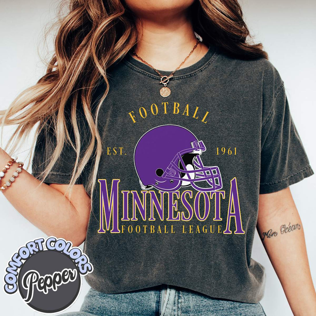 Unisex Minnesota football vintage t-shirt for men and women