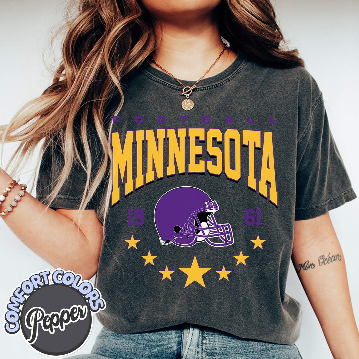 Unisex Minnesota football vintage t-shirt for men and women