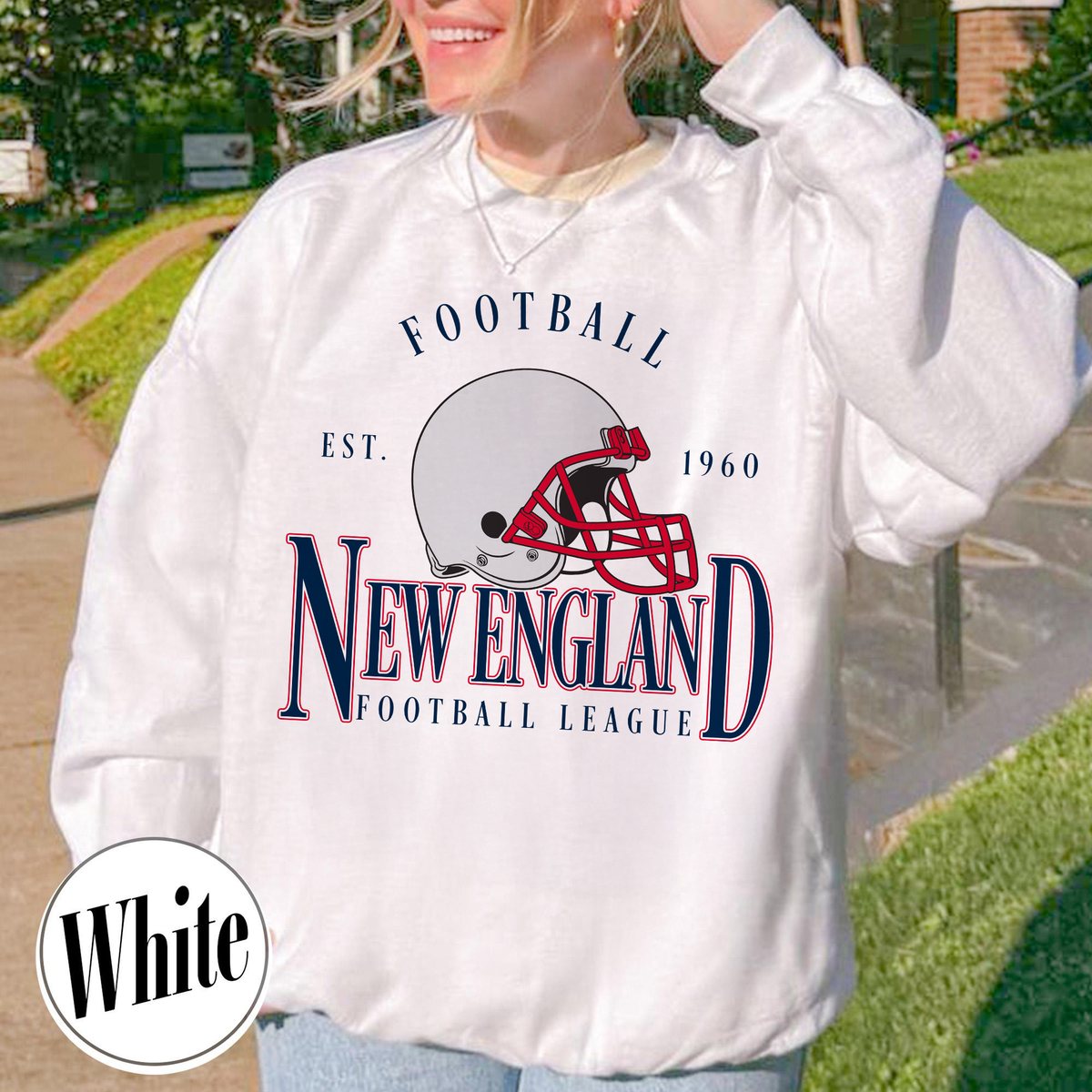 Unisex New England football vintage crewneck sweatshirt for men and women