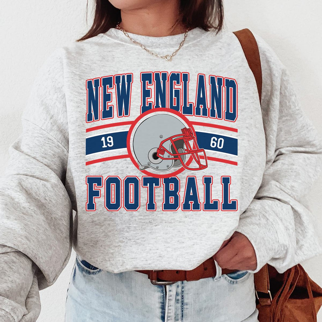 Unisex New England football vintage crewneck sweatshirt for men and women