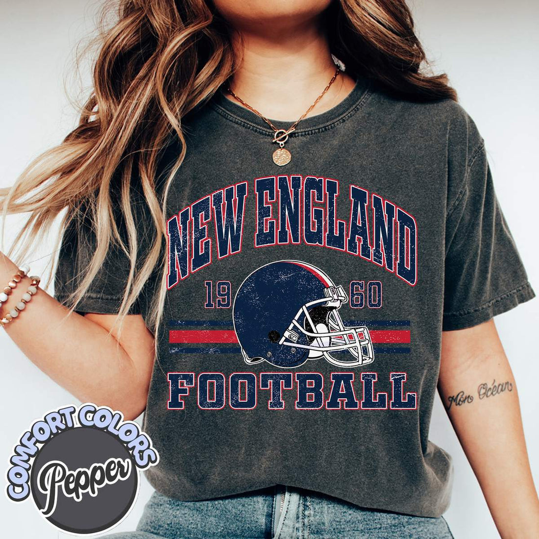 Unisex New England football vintage t-shirt for men and women