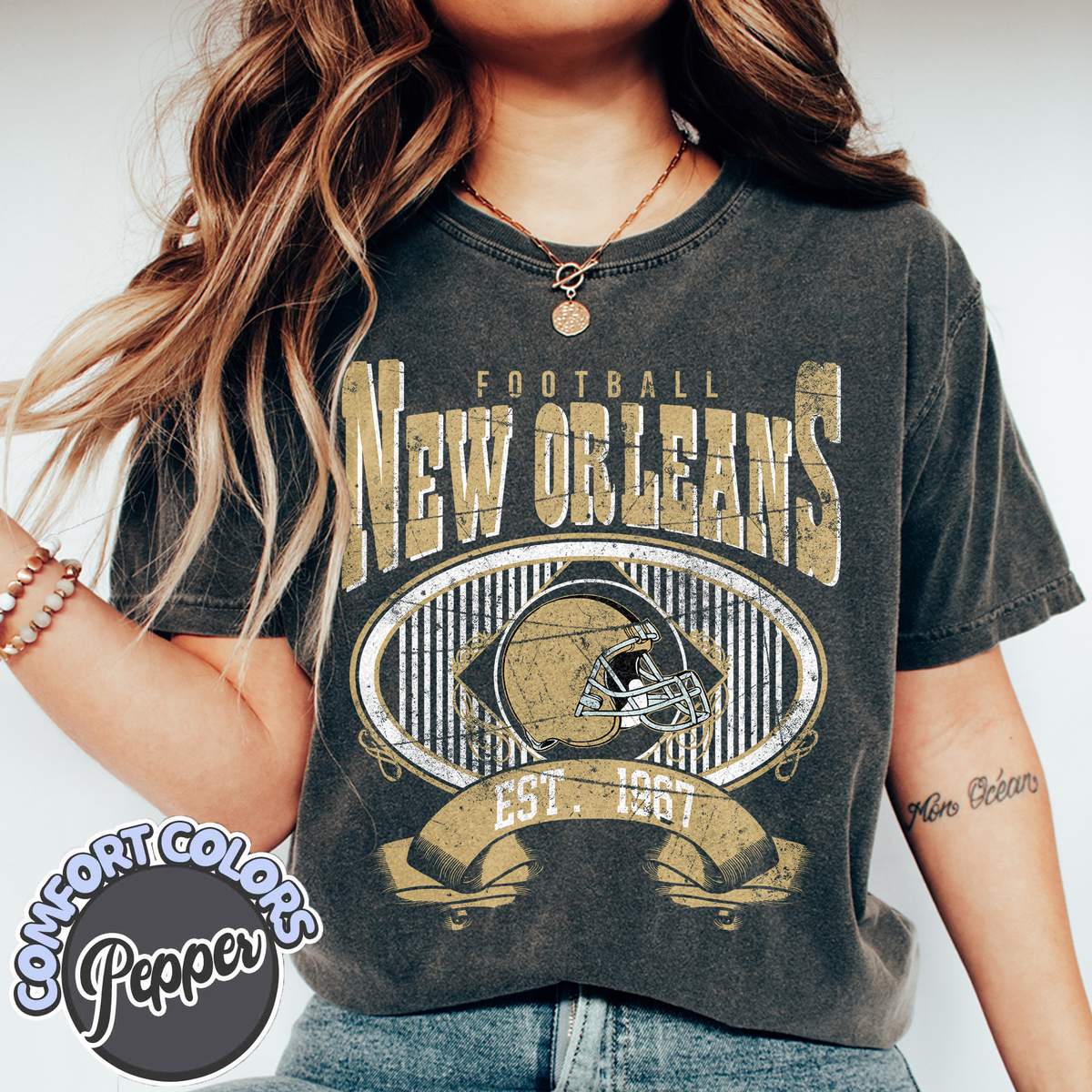 Unisex New Orleans football vintage t-shirt for men and women