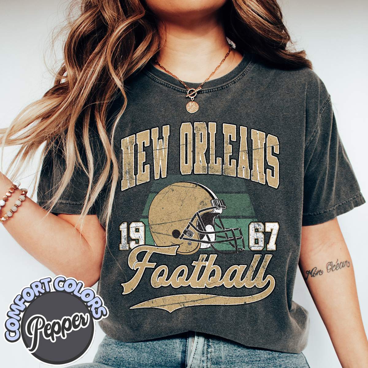 Unisex New Orleans football vintage t-shirt for men and women
