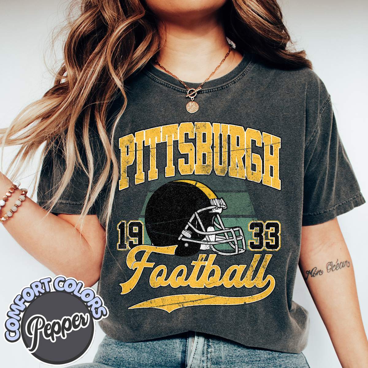 Unisex Pittsburgh football vintage t-shirt for men and women