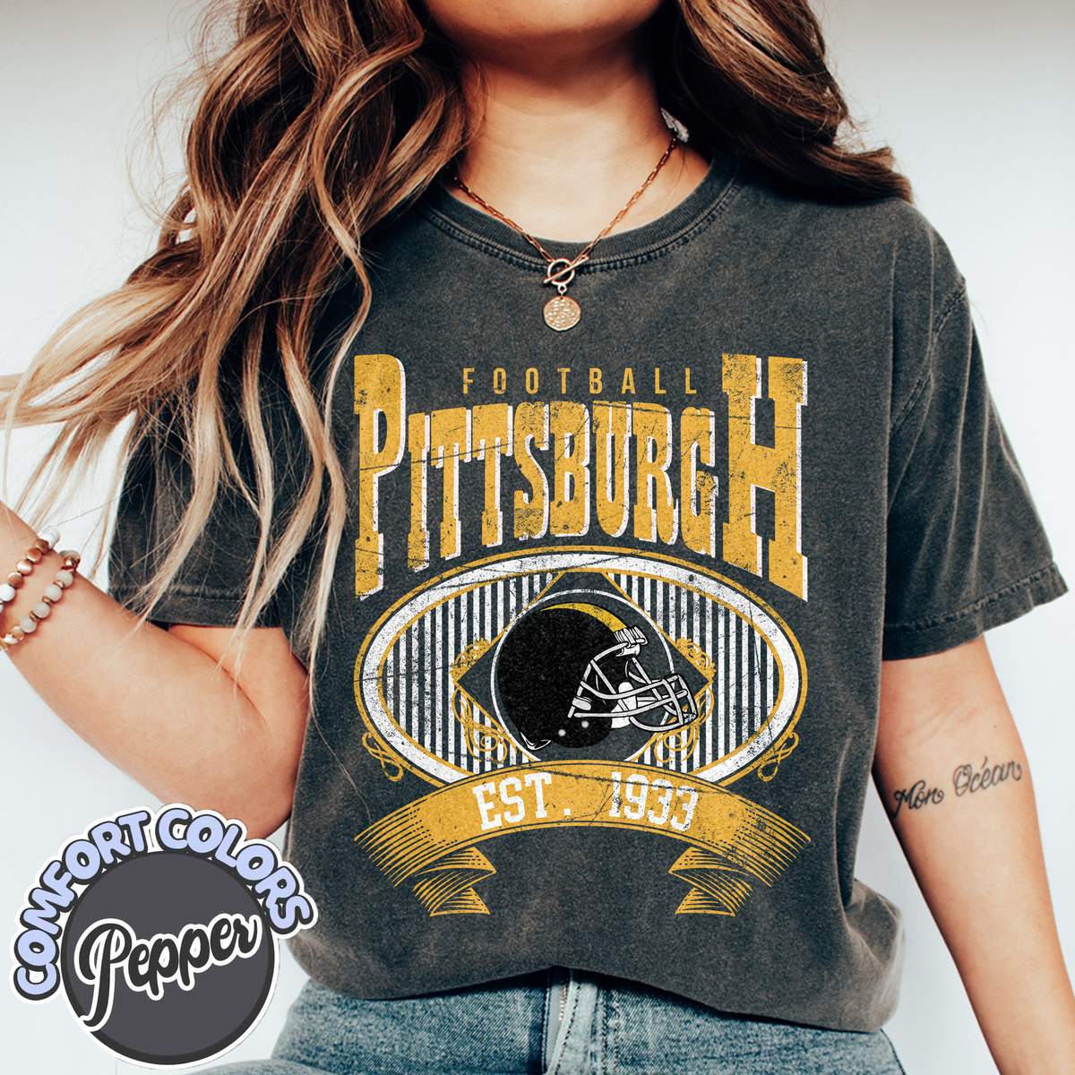 Unisex Pittsburgh football vintage t-shirt for men and women