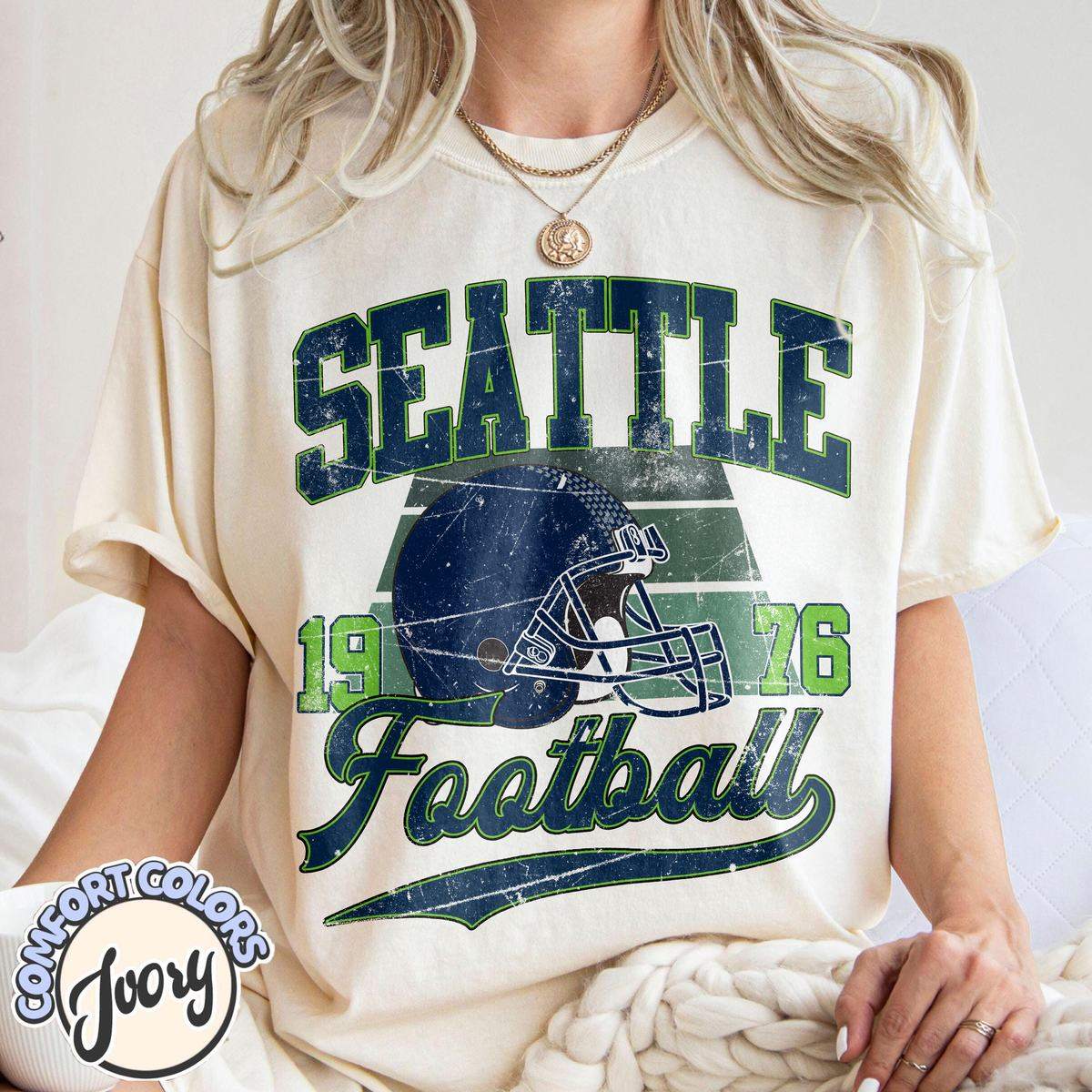 Unisex Seattle football vintage t-shirt for men and women